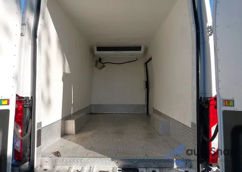 2019 Ford Transit-350 z USA, uszkodzony, nr VIN 1FTBW3XM1KKB74331